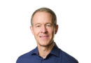 Apple COO Jeff Williams to step down later this month