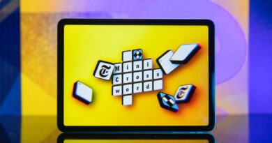 Today’s NYT mini crossword answers for August 10, 2025