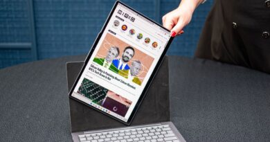Lenovo’s ThinkBook VertiFlex Concept Laptop Has a Swiveling Screen