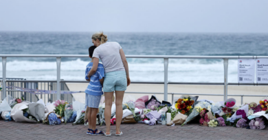 Bondi Beach mass shooting GoFundMe campaigns raise almost $2 million