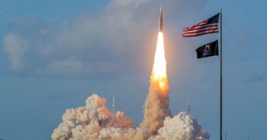 The Trajectory of the Artemis II Moon Mission Is a Feat of Engineering