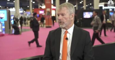 Strategy resumes Bitcoin purchase, adding $330M in BTC