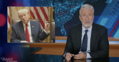 Jon Stewart has a brutal reaction to Trump waffling about pens