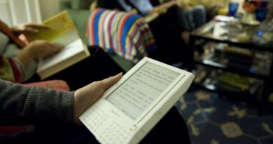 Users turn to jailbreaking their older Kindles as Amazon ends support