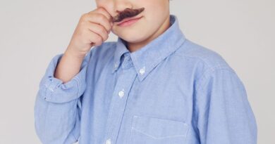 A Kid With a Fake Mustache Tricked an Online Age-Verification Tool