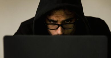 Is AdultFriendFinder safe to use? What a cybersecurity expert says