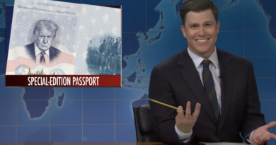 SNL Weekend Update covers Spirit Airlines shutdown and more