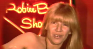 Robin Byrd, the Sex Godmother of Millennials, Says the Internet Ruined Porn