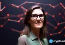 Cathie Wood’s $1.5M Bitcoin call triggers fresh gold vs crypto debate