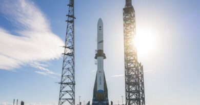 Blue Origin still doesn’t know why its New Glenn rocket blew up last month