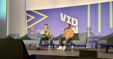 Ned Fulmer takes center stage at VidCon to talk learning from mistakes