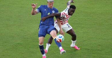 World Cup: The internet reacts to Team USA striker Folarin Balogun’s red card