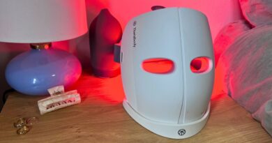 Best red light masks tested: 6 winners, 2 to avoid in 2026