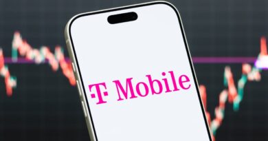 T-Mobile outage: SOS mode showing on phones