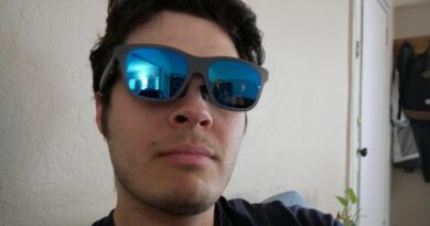 Is the best way to watch a movie on a pair of sunglasses?