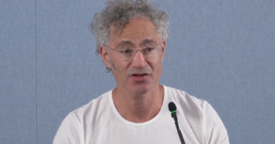 After killer quarter, Palantir CEO Alex Karp calls AI industry ‘Marxist’
