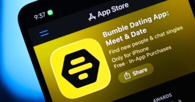 Men will soon be able to message first on Bumble