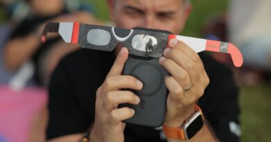 The internet reacts to the 2026 solar eclipse