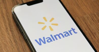 Walmart Finally Adds Apple Pay and Google Pay