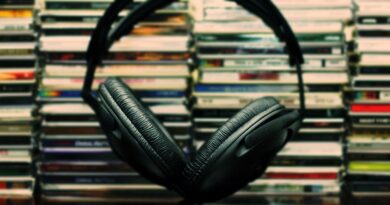 CD sales are making an unexpected comeback amid a retro tech boom