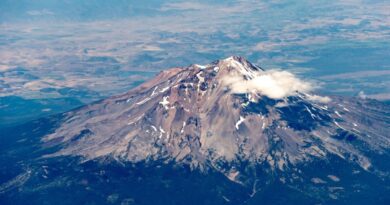 Mt. Shasta hikers had to be rescued after tech and AI fails