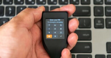 Fake Trezor Warning Claims 25% of Devices Are Vulnerable in Latest Phishing Campaign