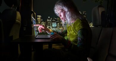 Apple’s touchscreen MacBook Pro pushes laptop pricing to a new extreme