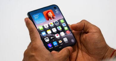 8 Things to Know About the iPhone Duo