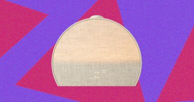 Hatch Sleep Clock Review: A Contactless Sleep Tracker (2026)